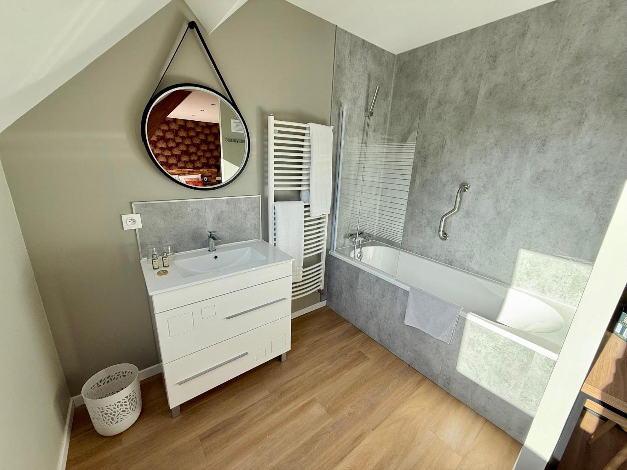 Oxxotel & Spa Valognes Eksteriør bilde